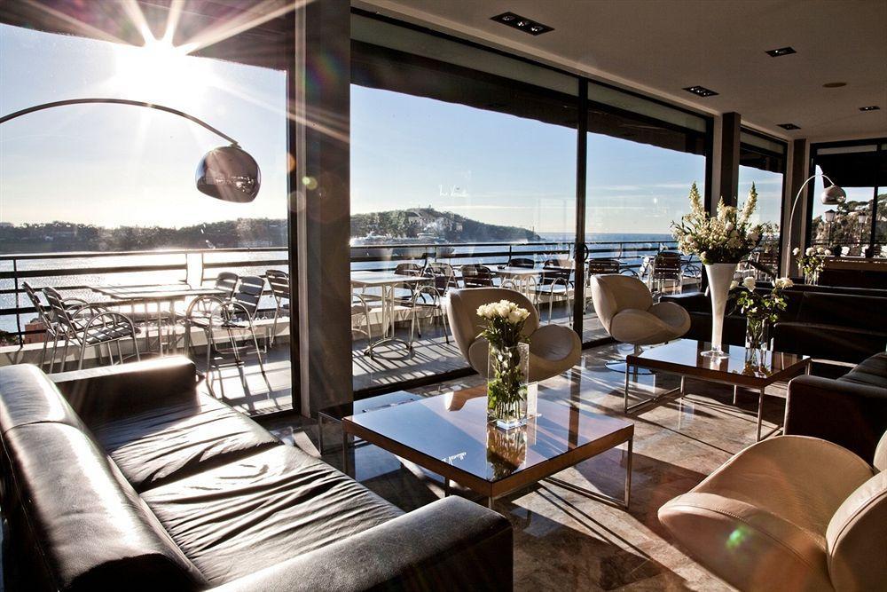 Hotel Le Versailles Villefranche-sur-Mer Zewnętrze zdjęcie