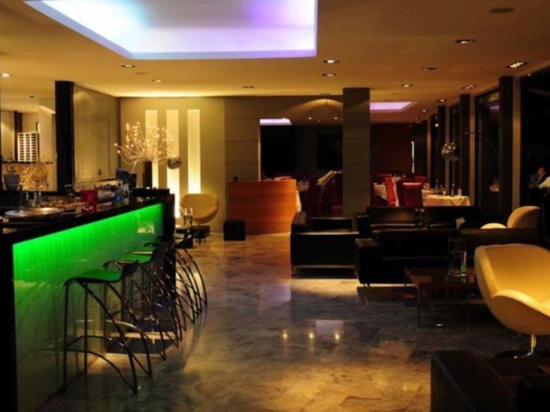 Hotel Le Versailles Villefranche-sur-Mer Zewnętrze zdjęcie